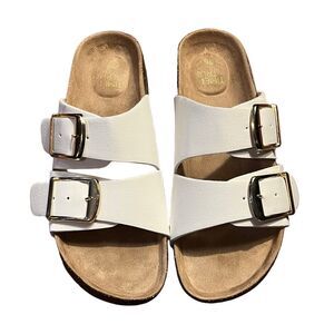 Time and Tru Brown Sandals with White Straps